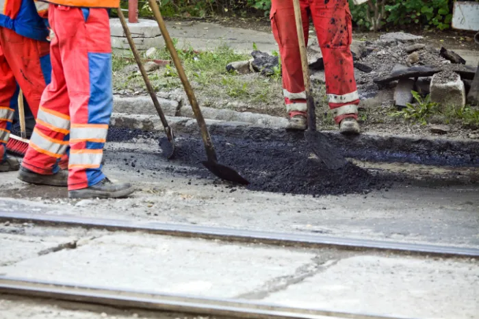 How to Repair an Asphalt Driveway Barboursville, WV How to Repair an Asphalt Driveway Barboursville, WV